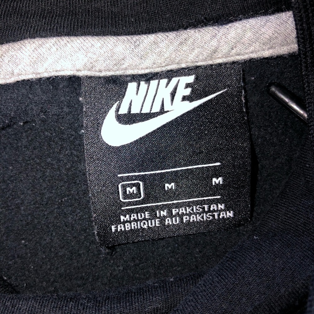 Nike Cropped Hoodie SOLD - Picture 4 of 4